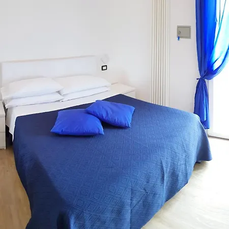 Mare Blu -- Boutique Hotel Pineto