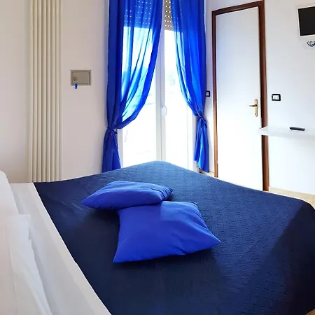 Mare Blu -- Boutique Hotel Pineto