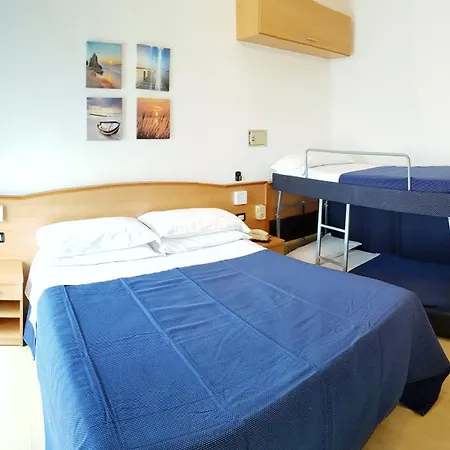 Mare Blu -- Boutique