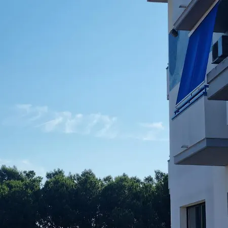 Mare Blu -- Boutique 3*