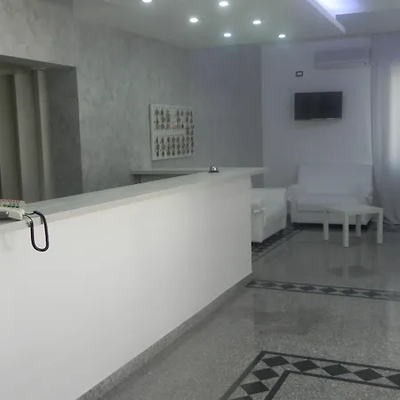 Mare Blu -- Boutique Hotel Pineto