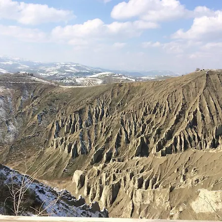 Mare Blu -- Boutique Pineto