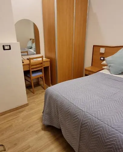 Mare Blu -- Boutique