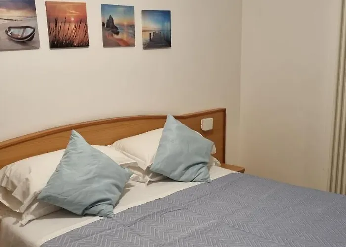 Mare Blu -- Boutique Hotel Pineto