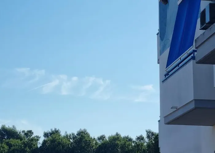 Mare Blu -- Boutique 3*