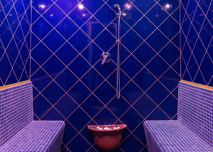 Mare Blu -- Boutique Hotel Pineto