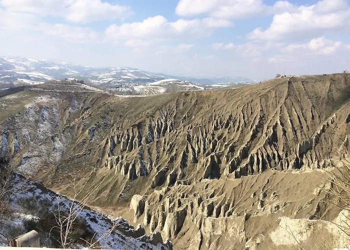 Mare Blu -- Boutique Pineto